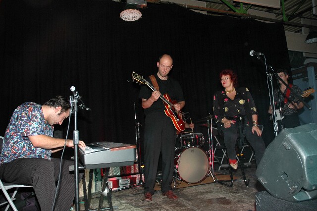 min 2004 10 09 Swing Fous 152